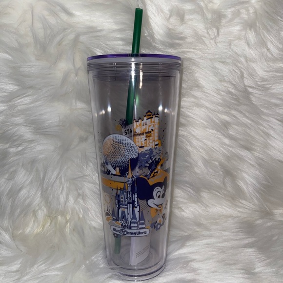 WDW Vault‎ Collection Starbucks Tumbler - Picture 4 of 10